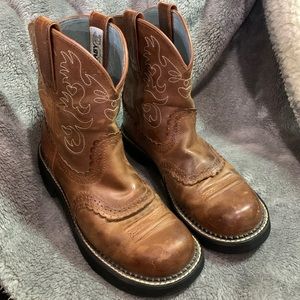 Women’s ariat brown fat baby boots